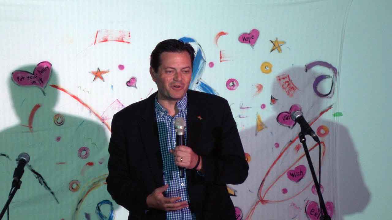 Barrie Mayor Jeff Lehman salutes Frank's efforts