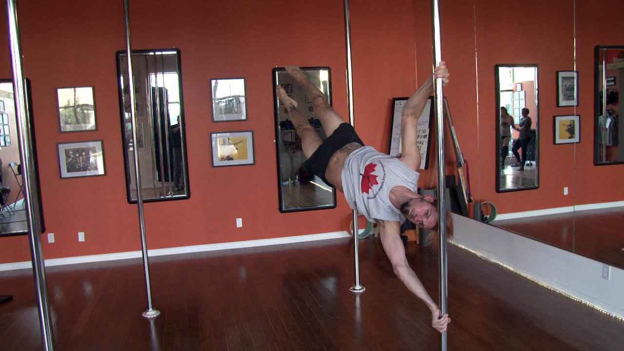 The human flag requires amazing core strength