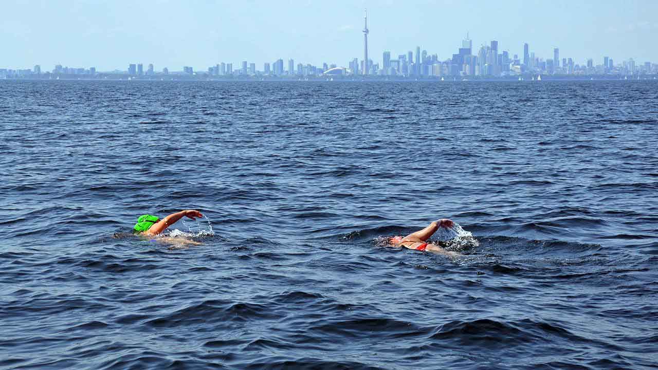 As she drew closer to the shore Brenda hit unexpected strong currents
