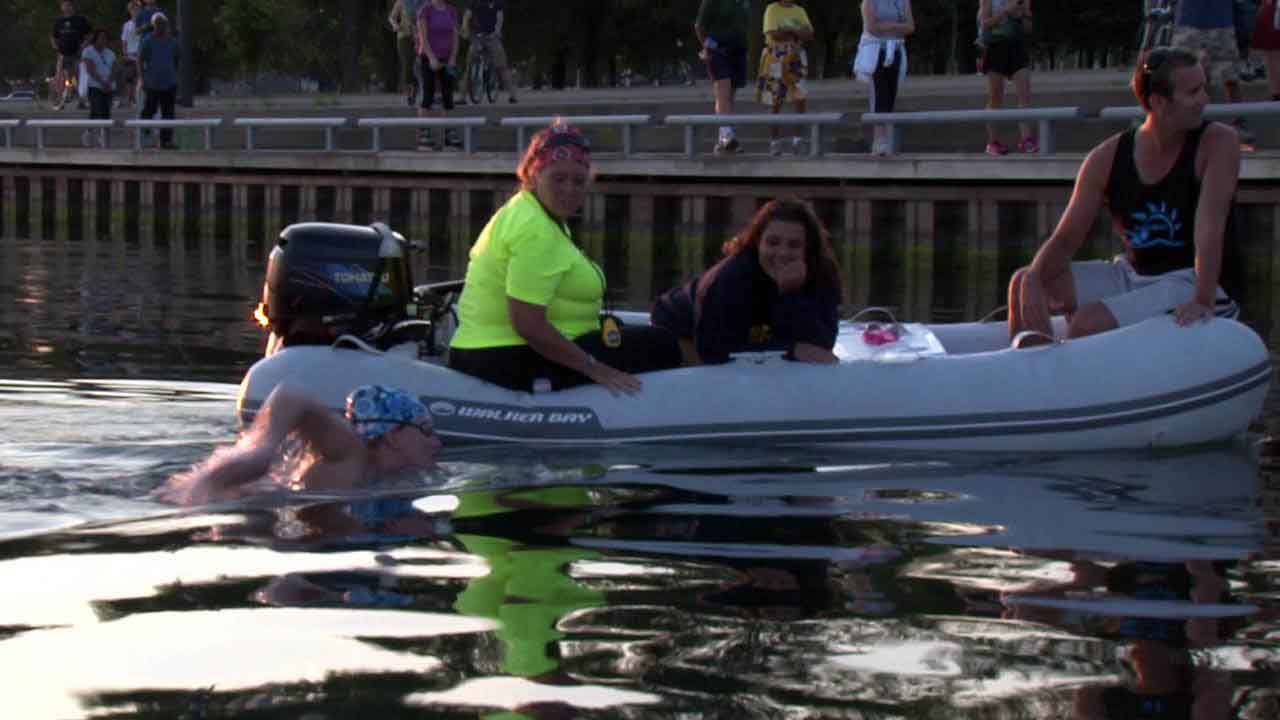 You can see the crew's pride as Ashleigh approached the harbour wall at Toronto