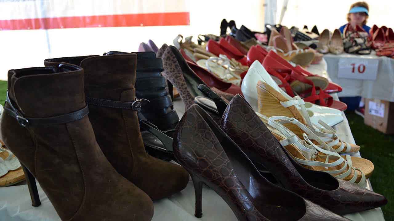 Imelda Marcos has nothing on this collection.